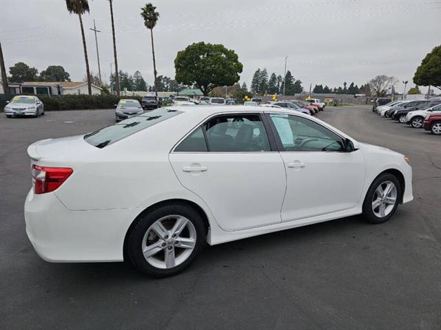 $13295 : 2014 Camry SE image 5