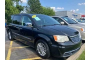 $8500 : 2014 Town and Country Touring thumbnail