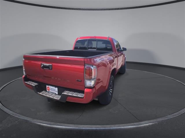 $32000 : PRE-OWNED 2022 TOYOTA TACOMA image 8