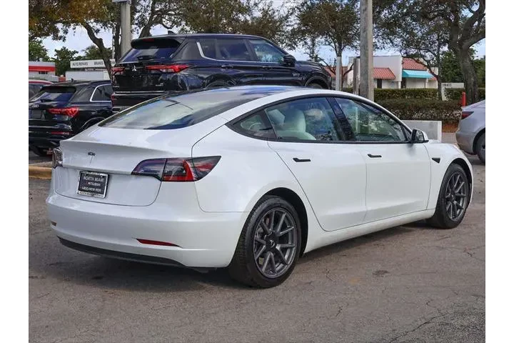 $22990 : Tesla Model 3 2023 4dr Sedan image 10