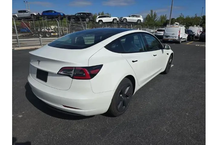 $24790 : Tesla Model 3 2023 4dr Sedan image 4