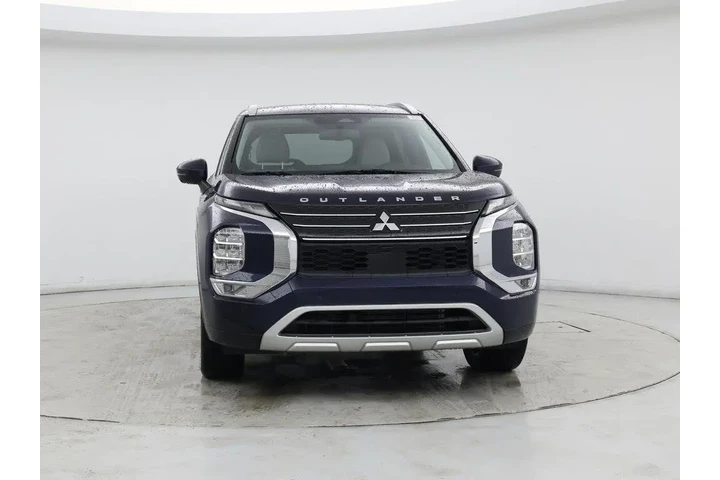 $29998 : Mitsubishi Outlander 2024 SE image 5