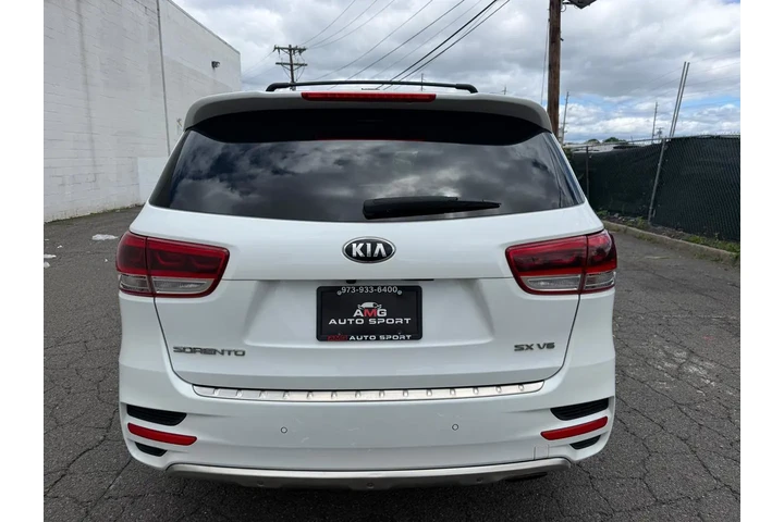 $6495 : 2016 Sorento AWD 4dr 3.3L SX image 5