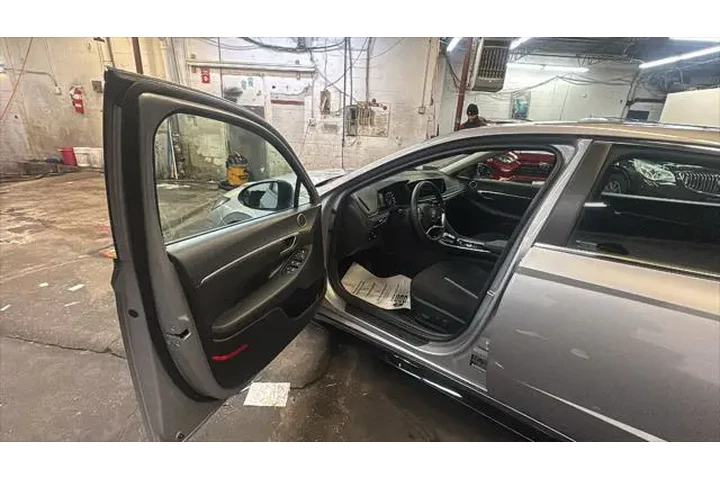 $20738 : Hyundai SONATA 2023 SEL 4dr image 10