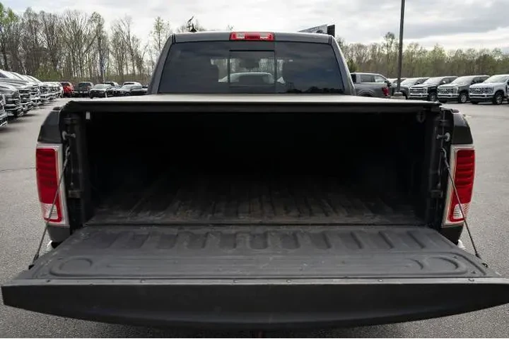 $27987 : Ram 1500 2018 4x4 Laramie 4d image 9