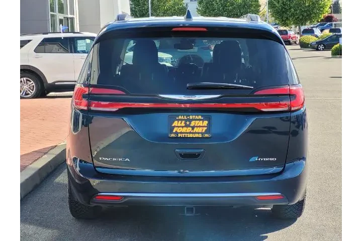 $29300 : Chrysler Pacifica Hybrid 202 image 5