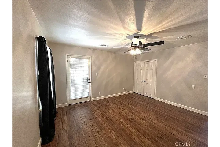 $900 : Fully Remodeled 2 Bedroom | 1 image 8