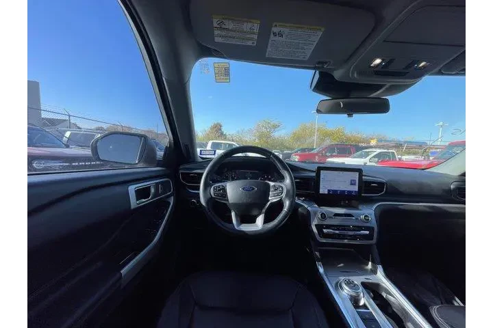 $23459 : Ford Explorer 2021 XLT 4dr S image 5