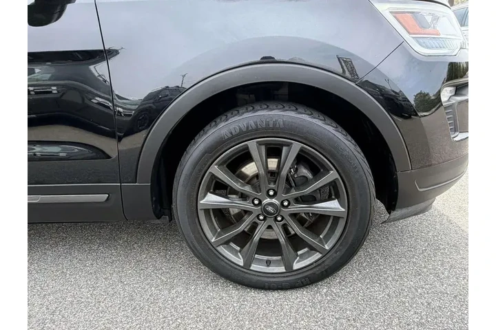 $17986 : Ford Explorer 2018 AWD XLT 4 image 10