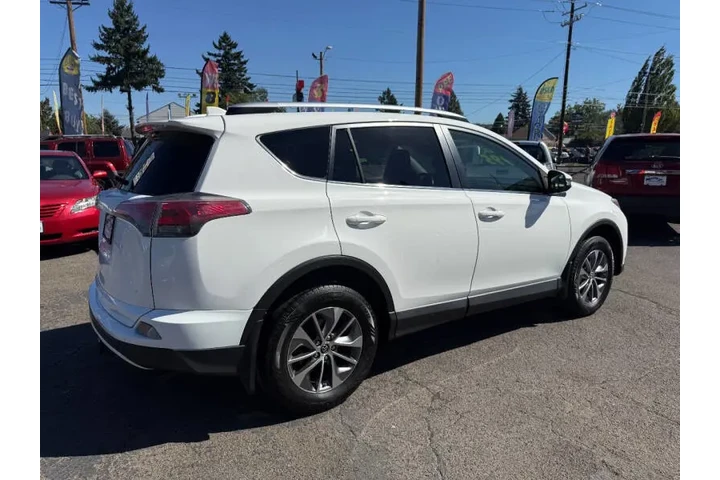 $11995 : 2016 RAV4 Hybrid XLE image 8