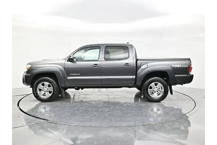 $23400 : Toyota Tacoma 2015 4x4 V6 4d image 8