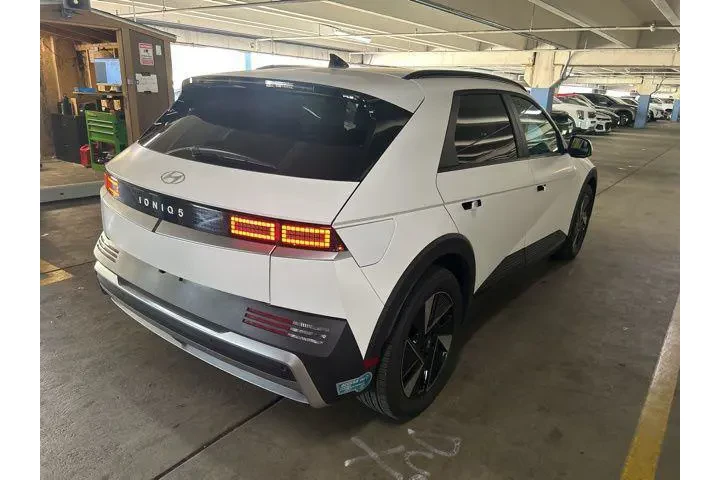 $30995 : Hyundai IONIQ 5 2025 SEL 4dr image 2