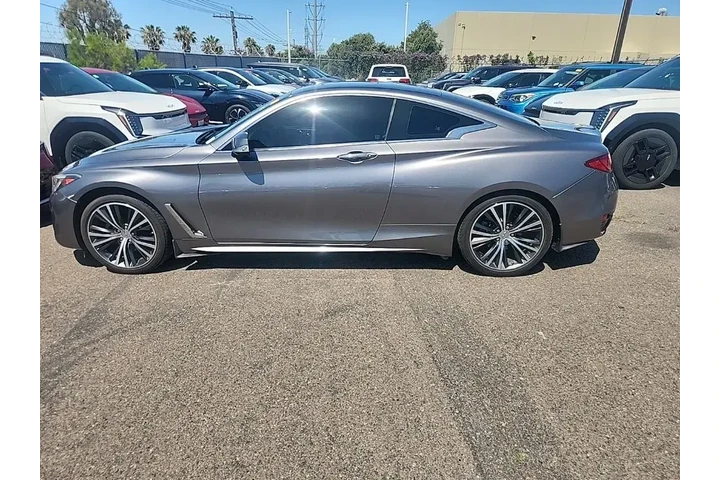 $17991 : INFINITI Q60 2017 2.0T 2dr C image 10