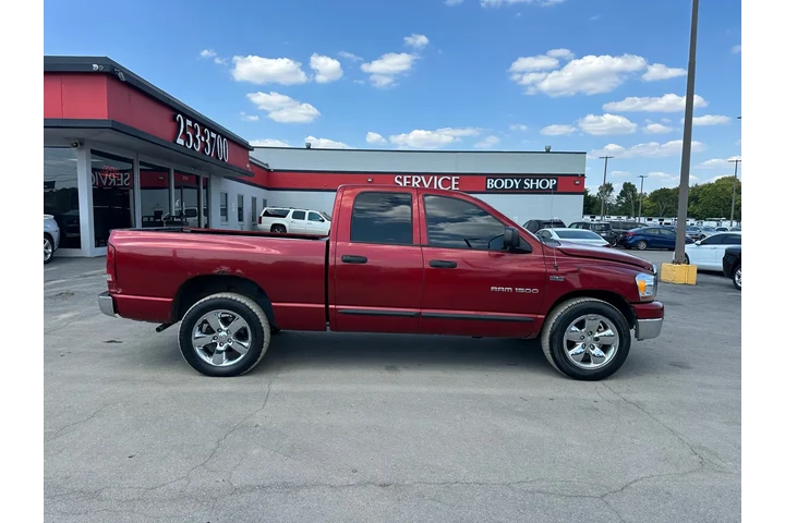 $4980 : 2006 Ram 1500 4dr Quad Cab 14 image 1