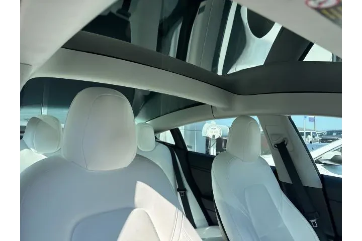 $29950 : Tesla Model 3 2023 AWD Long image 10