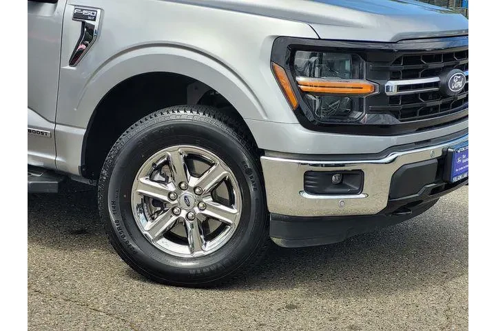 $39923 : Ford F-150 2024 4x4 XLT 4dr image 6