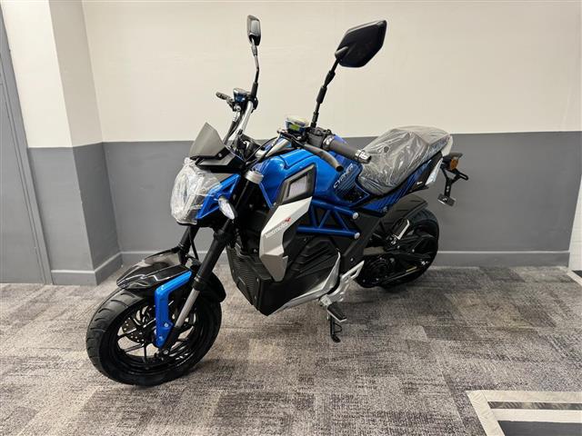 $1700 : 2024 LEXMOTO CYPHER 1500WATT 5 image 1