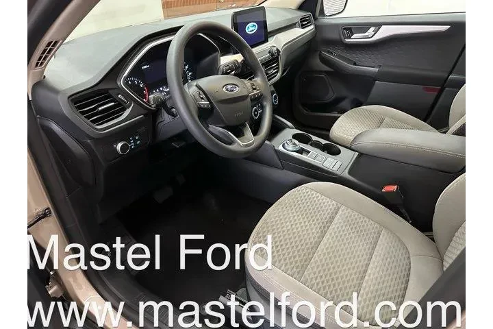 $14800 : Ford Escape 2020 AWD SE 4dr image 5