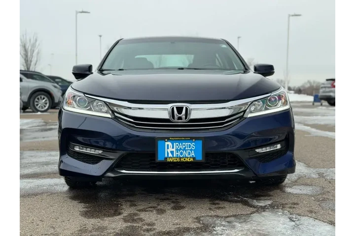 $17971 : Honda Accord 2017 EX-L V6 4d image 2