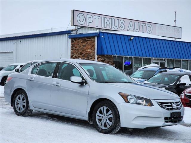 $9990 : 2012 Accord LX-P image 2