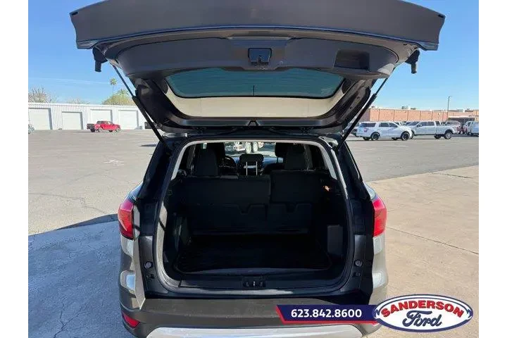 $15788 : Ford Escape 2019 AWD SE 4dr image 9