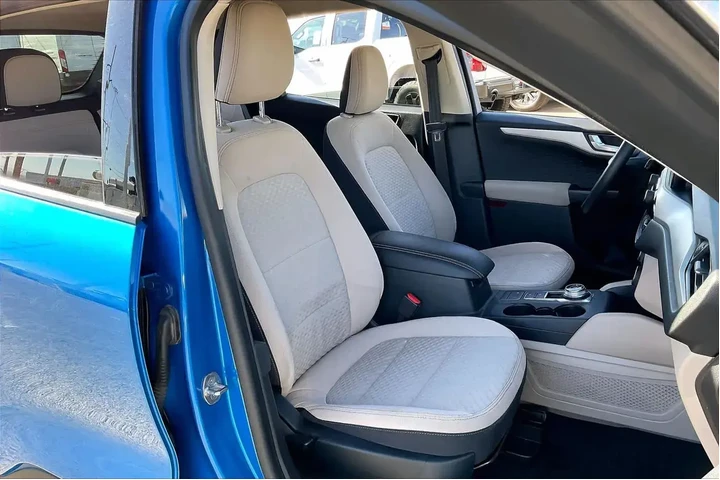 $11894 : Ford Escape 2020 SE 4dr SUV image 8