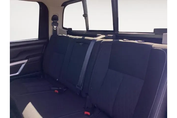 $24000 : Nissan Titan 2018 4x4 SV 4dr image 7