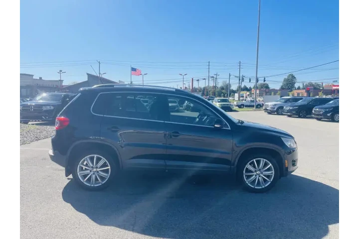 $4999 : 2010 Tiguan S 4Motion image 8