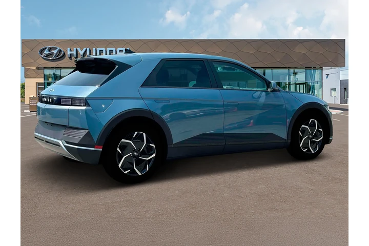$23990 : Hyundai IONIQ 5 2024 SE 4dr image 8