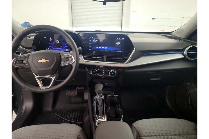 $24998 : Chevrolet Trax 2026 LT 4dr C image 9