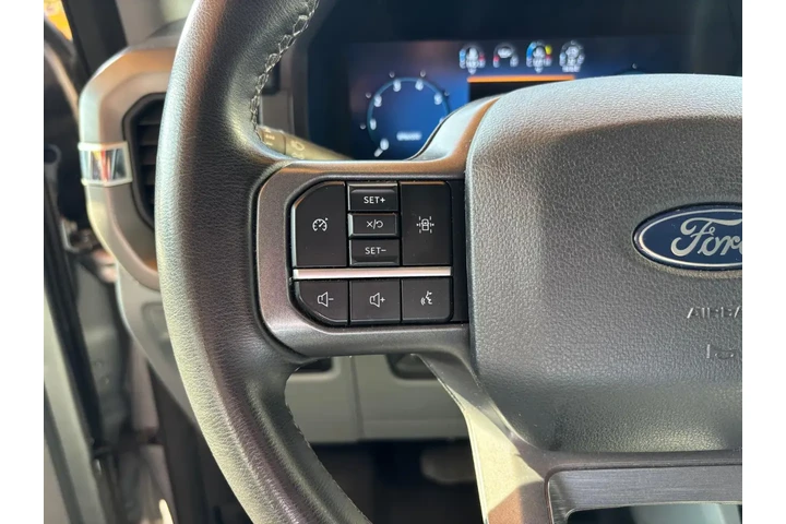 2024 F-150 XLT image 9