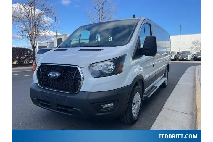 $32000 : Ford Transit 2024 250 3dr SW image 3