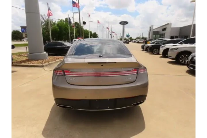 $12911 : Lincoln MKZ 2019 Reserve II image 4