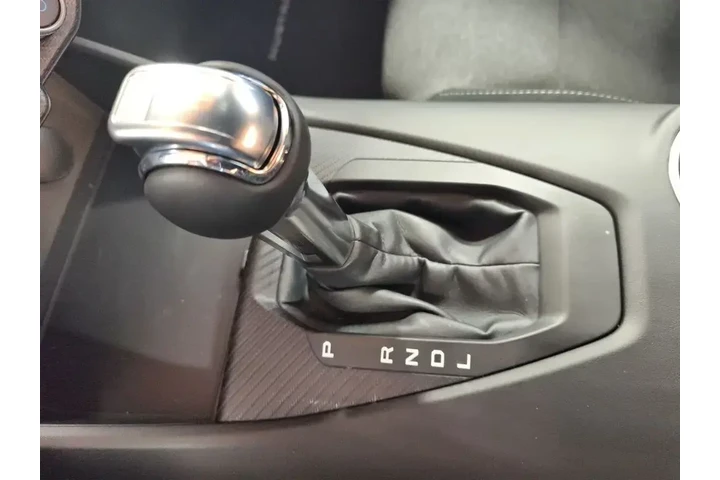 $34000 : Ford Mustang 2026 EcoBoost P image 9