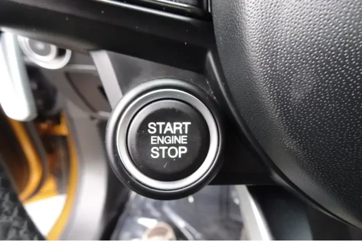 $22995 : 2022 Alfa Romeo Stelvio Veloce image 2