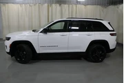$33496 : Jeep Grand Cherokee 2023 4x4 thumbnail