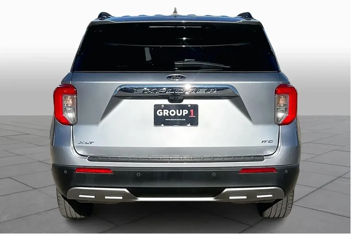 $30888 : Ford Explorer 2023 AWD XLT 4 image 4