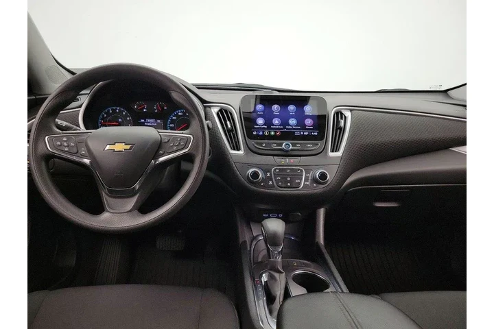 $20998 : Chevrolet Malibu 2024 LT 4dr image 9