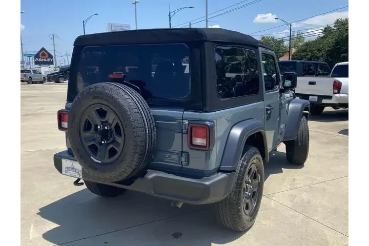 $28604 : Jeep Wrangler 2024 4x4 Sport image 6