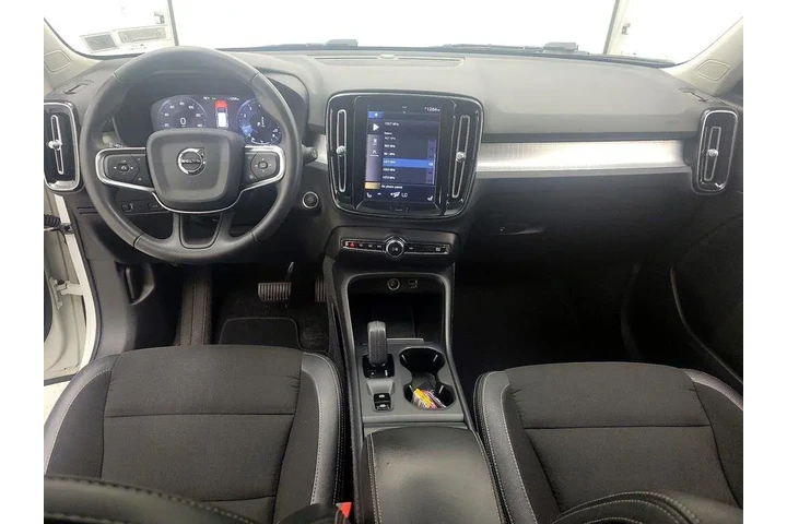 $22998 : Volvo XC40 2020 AWD T5 Momen image 9