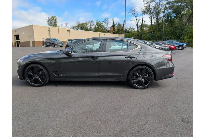 $37944 : Genesis G70 2023 3.3T Standa image 5