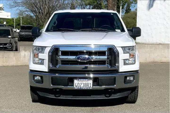 $25985 : Ford F-150 2015 4x4 XLT 4dr image 3