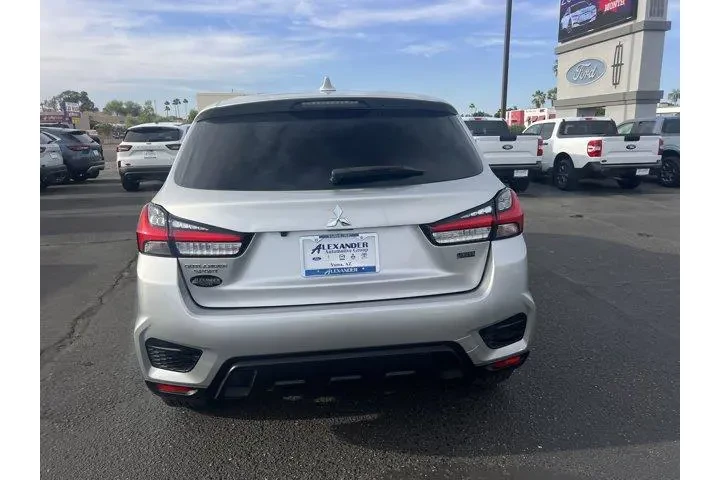 $13999 : Mitsubishi Outlander Sport 2 image 6