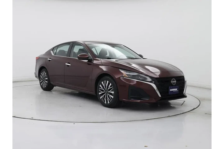 $20998 : Nissan Altima 2023 2.5 SV 4d image 1