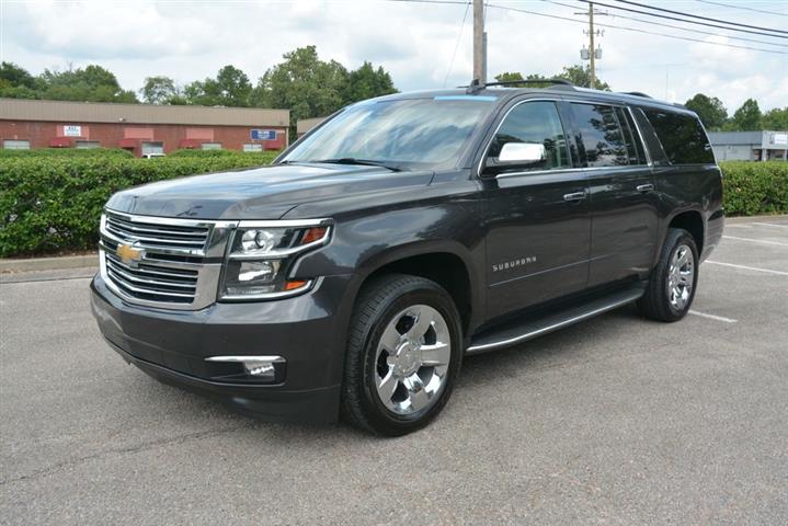 2016 Suburban LTZ image 1