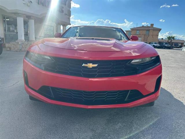 $29995 : Pre-Owned 2022 Camaro LT Coup image 3