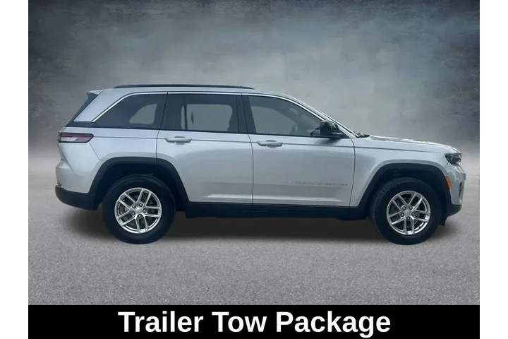 $30996 : Jeep Grand Cherokee 2024 4x4 image 6