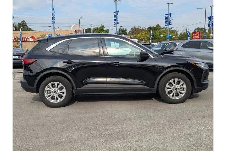 $21798 : Ford Escape 2024 AWD Active image 3