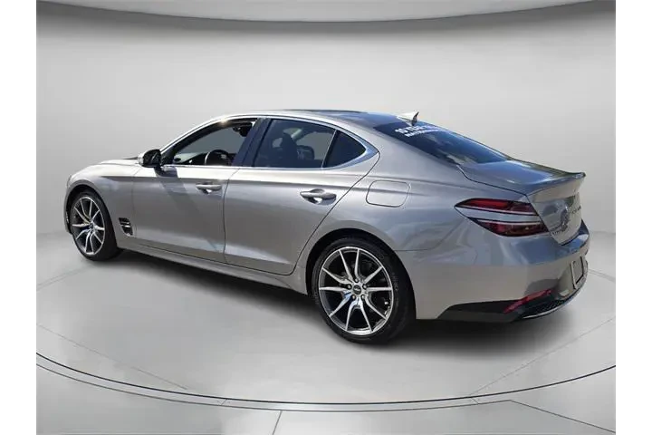 $26998 : Genesis G70 2023 2.0T 4dr Se image 7