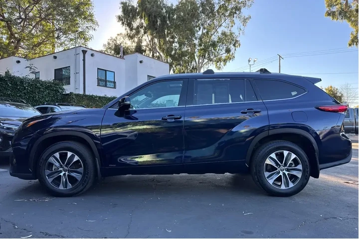 $30499 : Toyota Highlander Hybrid 202 image 7